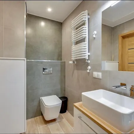 Centrum Nadmotlawie 28a Gdańsk